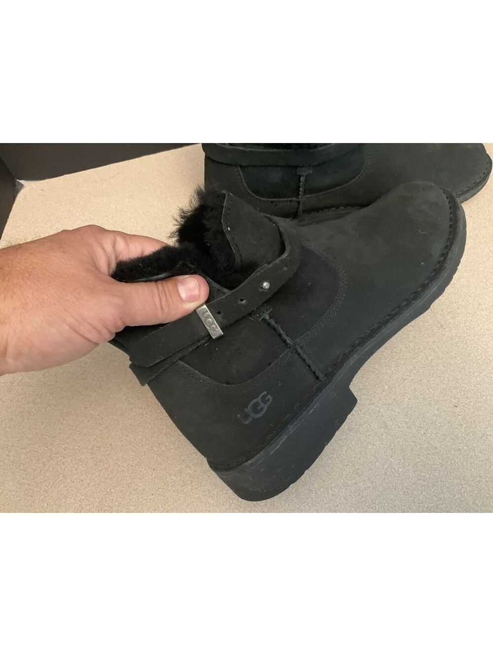 Womens UGG Classic Elisa Black Suede Shearling Lined Ankle Boots. Size 10. Nice! - Picture 3 of 8